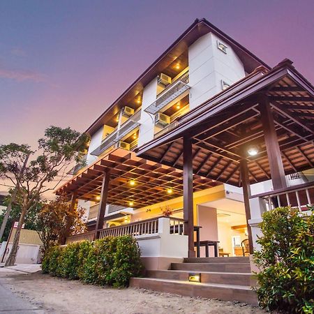 Rendezvous Classic House Чиангмай Екстериор снимка